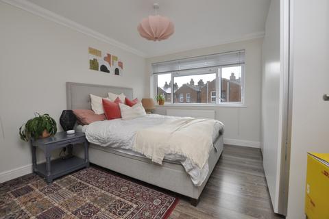 1 bedroom flat to rent, New Writtle Street, Chelmsford, Essex