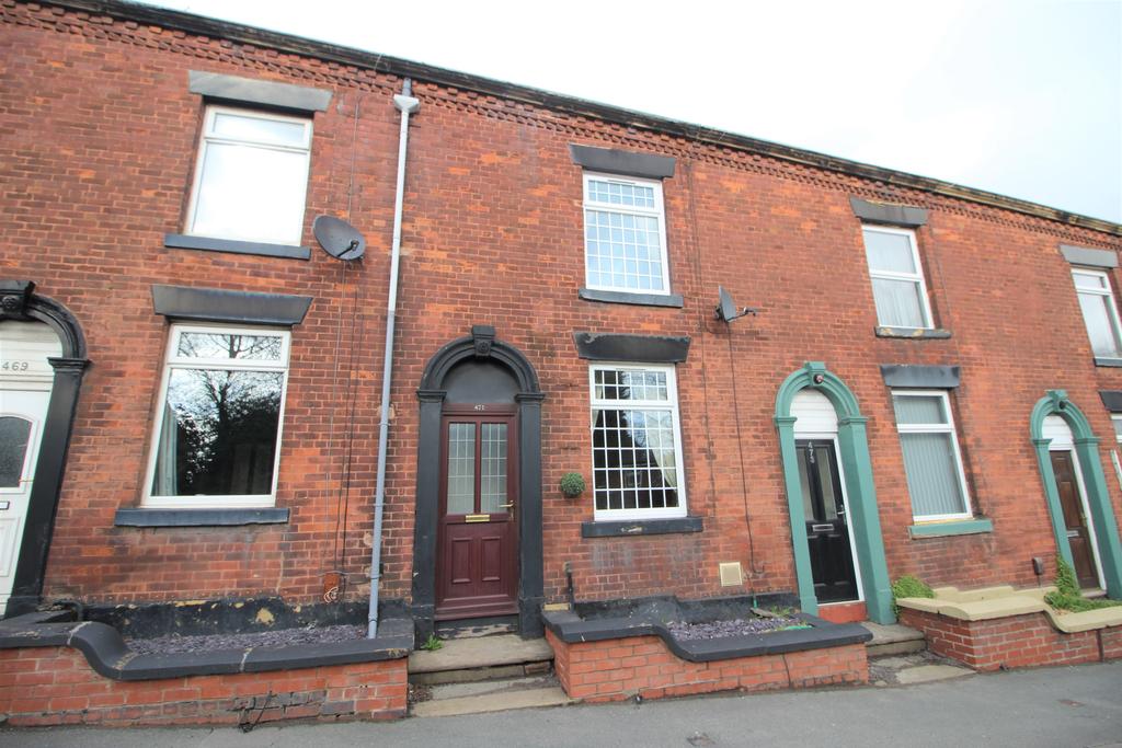 Lees Road, Oldham, OL4 2 bed terraced house £750 pcm (£173 pw)