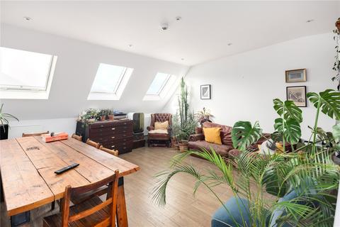 Flat 5, 100 Chatsworth Road, London, E5 0LS