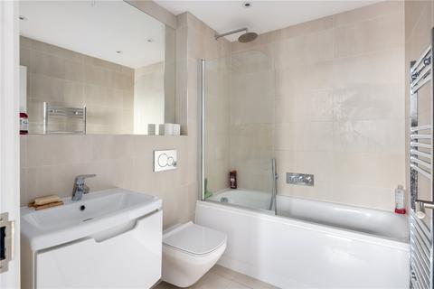 Flat 5, 100 Chatsworth Road, London, E5 0LS