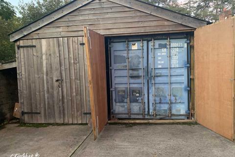 Garage to rent, Penn Lane, Tanworth-in-Arden B94