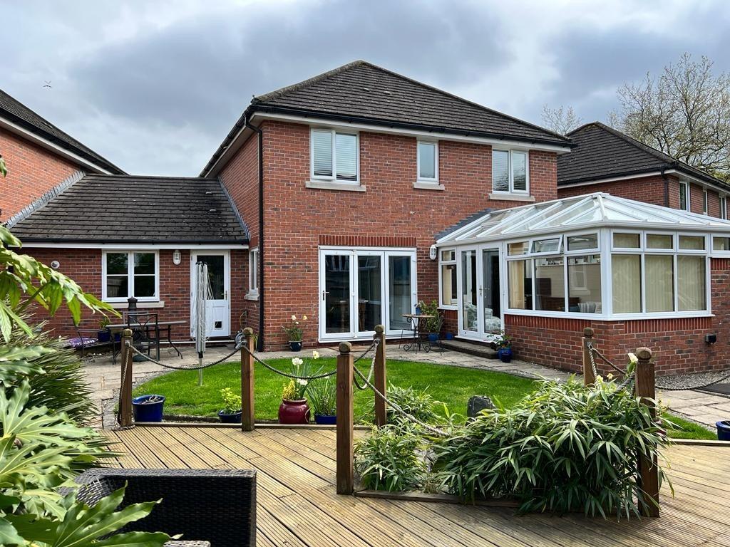 Maritime Avenue, Marchwood, Southampton, Hampshire, SO40 4AN 4 bed link