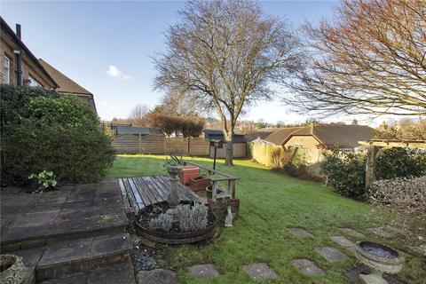8 Warren View, Shorne, Gravesend, DA12 3EJ