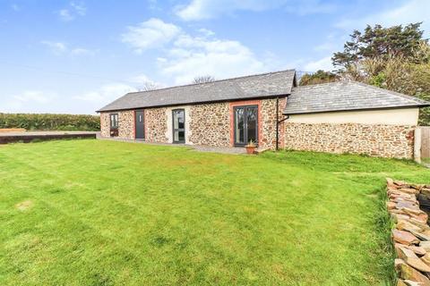 2 bedroom bungalow to rent, Holsworthy, Devon