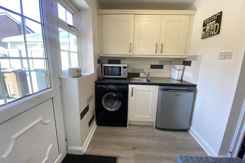 2 Fullbrook Close, Shirley, Solihull, B90 4UB