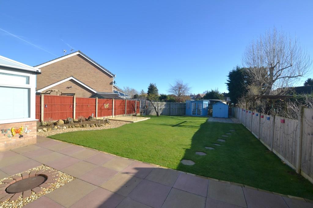 Winchester Road, Grantham 3 bed semidetached house £269,950
