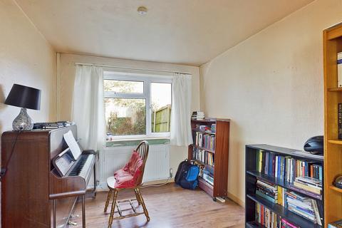 3 bedroom semi-detached house for sale - Hadrian Drive, Blacon