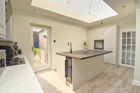 18 Hampton Road, Cadishead, Manchester, M44 5DA