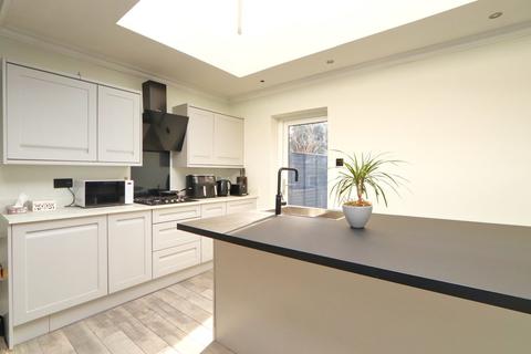 18 Hampton Road, Cadishead, Manchester, M44 5DA