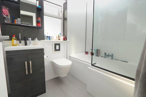 18 Hampton Road, Cadishead, Manchester, M44 5DA