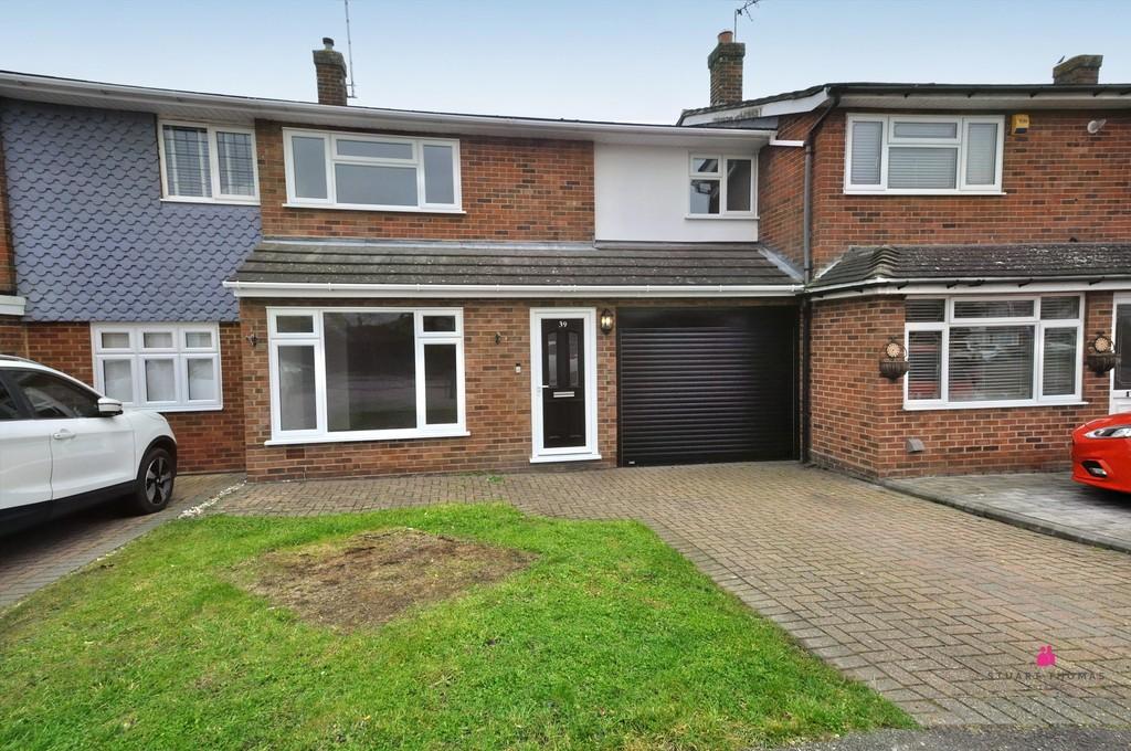 Woodham Park Drive, Benfleet 3 bed terraced house for sale £375,000