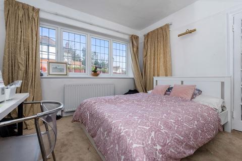 3 bedroom detached house for sale - Barn Rise, Wembley Park, HA9