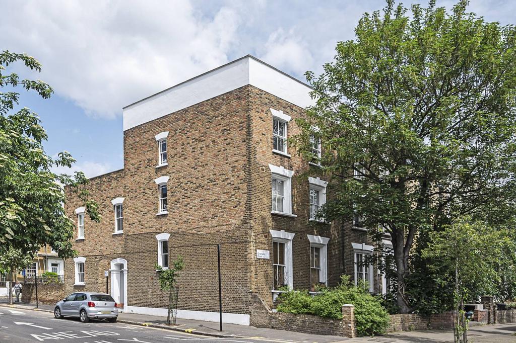 Graham Road, Hackney, London, E8 1 bed flat £400,000