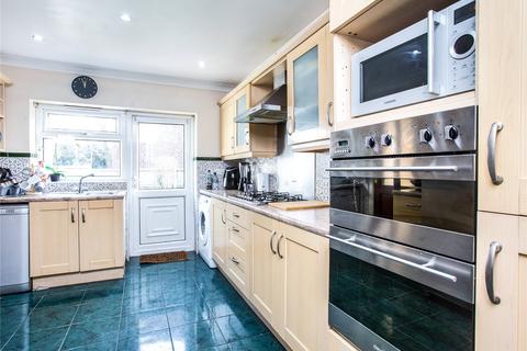 5 bedroom semi-detached house for sale - Malcolm Way, London, E11