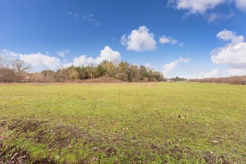 12 Whites Lane, Datchet, Slough, SL3 9AN