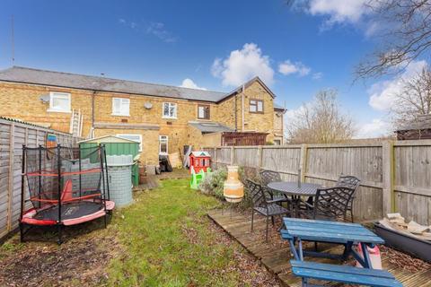 12 Whites Lane, Datchet, Slough, SL3 9AN