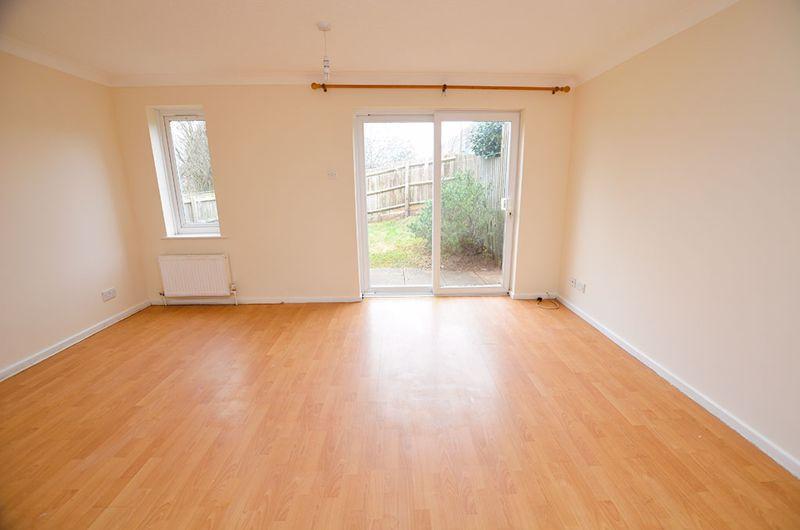 LOUVILLE CLOSE GOODRINGTON PAIGNTON 3 bed end of terrace house £259,950