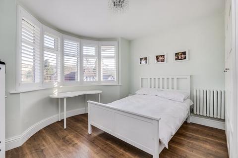 143 Valley Road, Kenley, CR8 5BZ