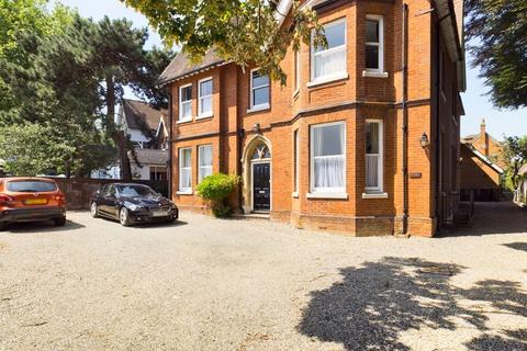 8 bedroom apartment for sale, The Gables, 58 London Road, Canterbury, CT2 8JY