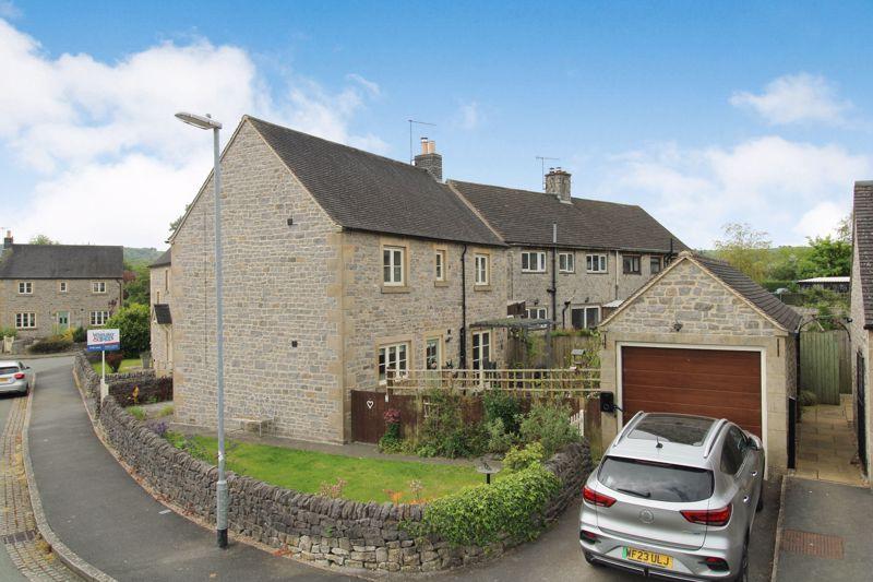 Portland Place, Waterhouses, Staffordshire, ST10 3 bed detached house