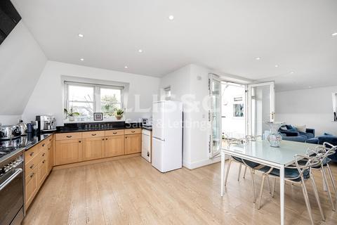 Flat 4, Glendower Lodge The Rise, London, NW7 2LL