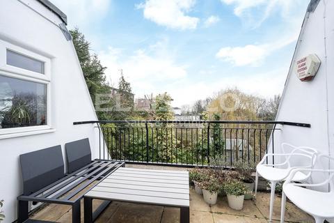 Flat 4, Glendower Lodge The Rise, London, NW7 2LL