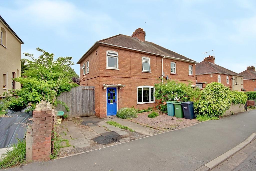 Green Lane, Worcester, WR3 3 bed semidetached house £200,000