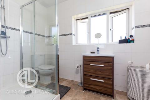20 Abbotts Road, Letchworth Garden City, SG6 4UR
