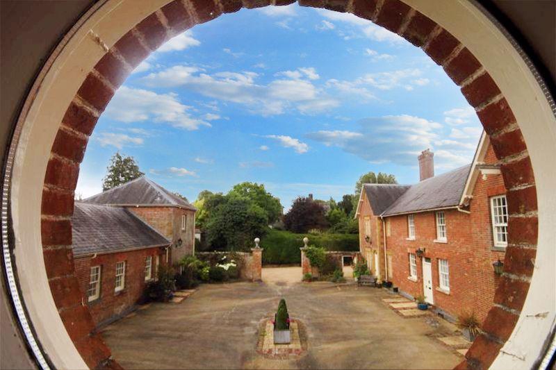 The Stables, Puddletown, DT2 3 bed retirement property for sale £260,000