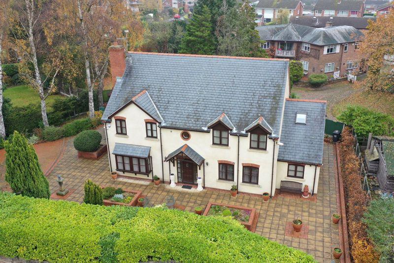 Dean Road, Wrexham 4 bed detached house for sale - £500,000