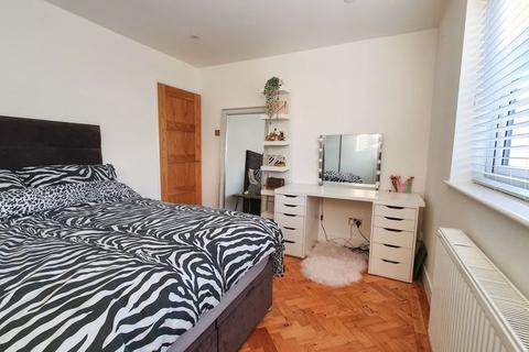 9 Astor Close, Brockworth, Gloucester, GL3 4AS