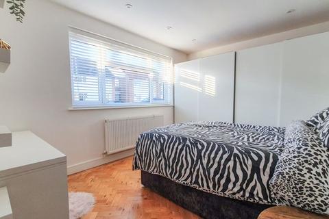9 Astor Close, Brockworth, Gloucester, GL3 4AS