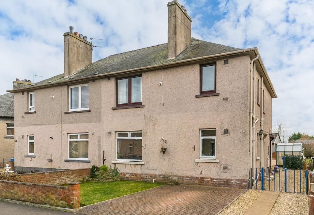 Street, Markinch, Glenrothes, KY7 2 bed flat for sale £90,000