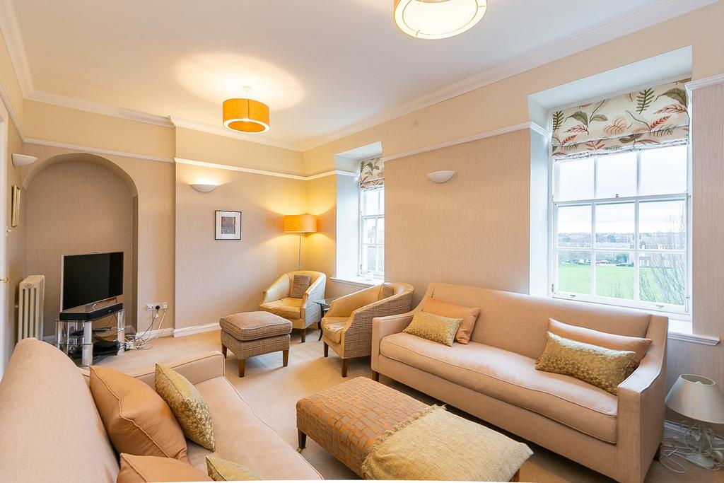 East Suffolk Park, Edinburgh, EH16 3 bed apartment for sale £500,000