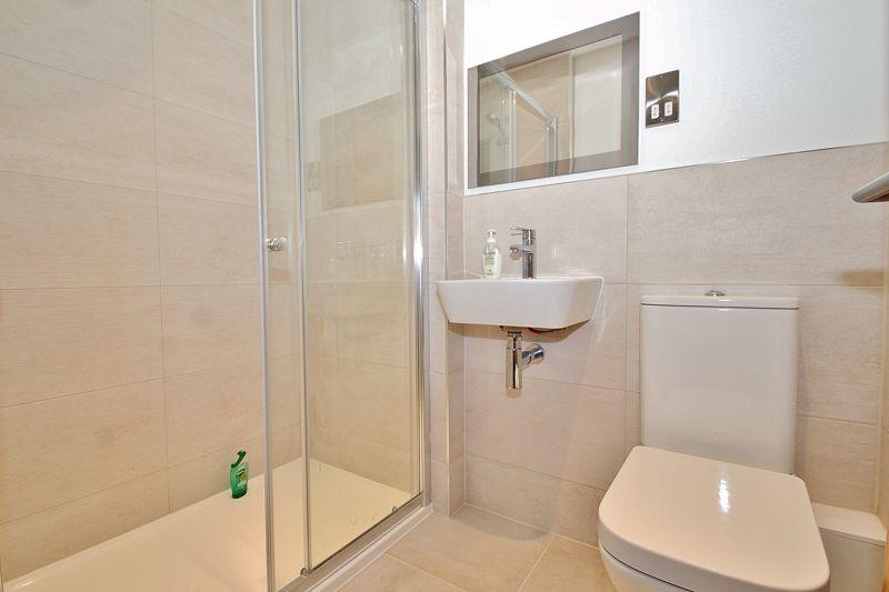 Ensuite To Bedroom 2