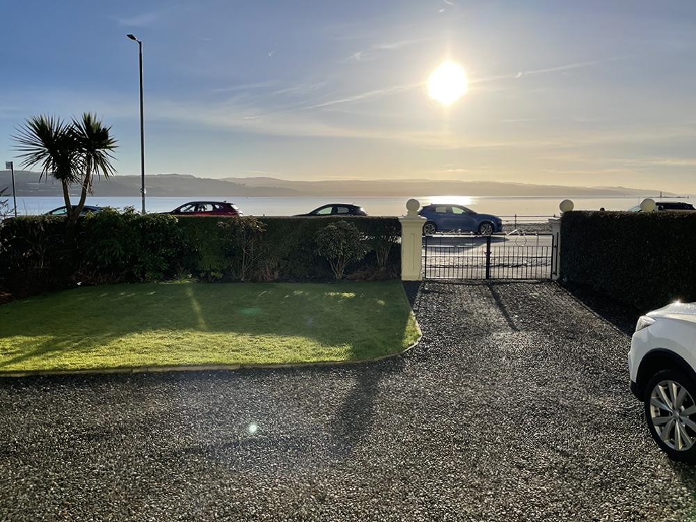 Alexandra Parade, Dunoon, Argyll and Bute, PA23 3 bed flat for sale £