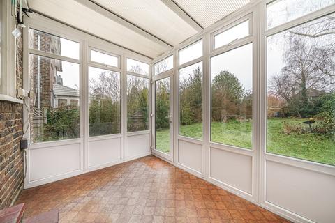 7 Little Court, West Wickham, BR4 9AL