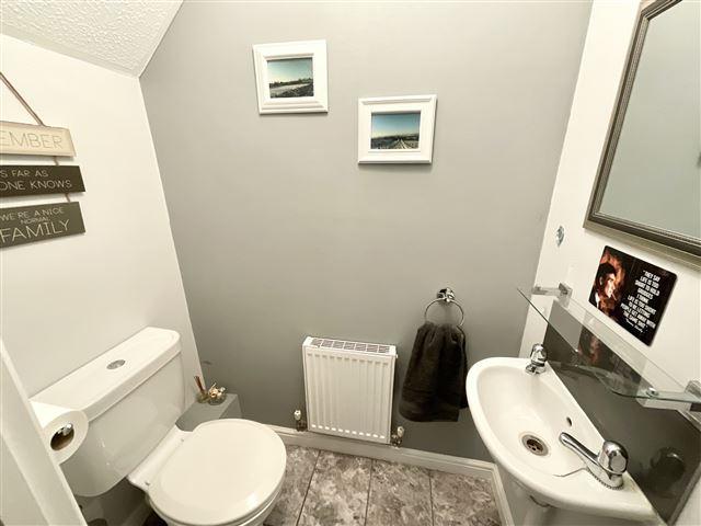 Cloakroom/WC