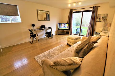 undefined, Flat , Trelawney Place, Howard Road, Chafford Hundred, Grays
