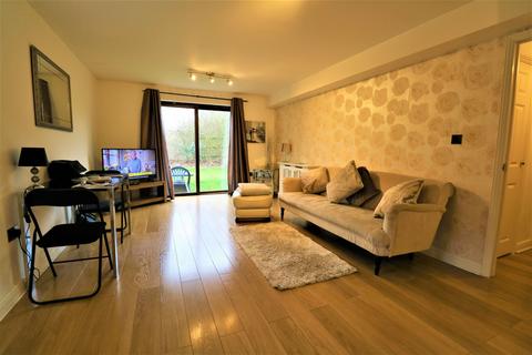 undefined, Flat , Trelawney Place, Howard Road, Chafford Hundred, Grays
