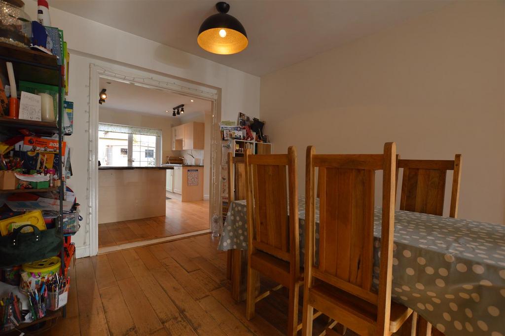 Open plan reception room