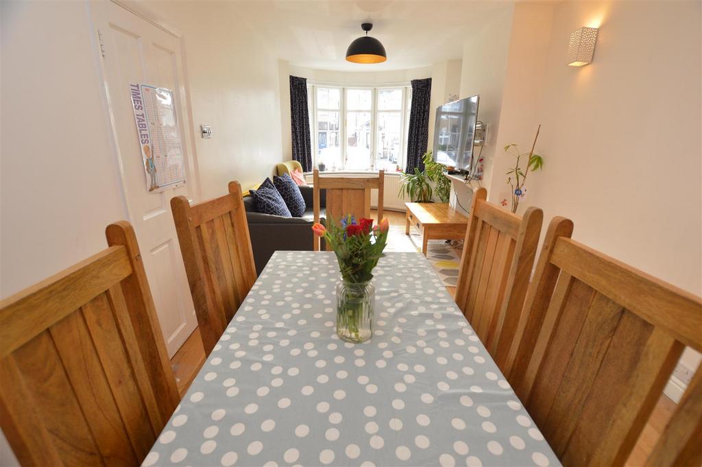 Open plan reception room
