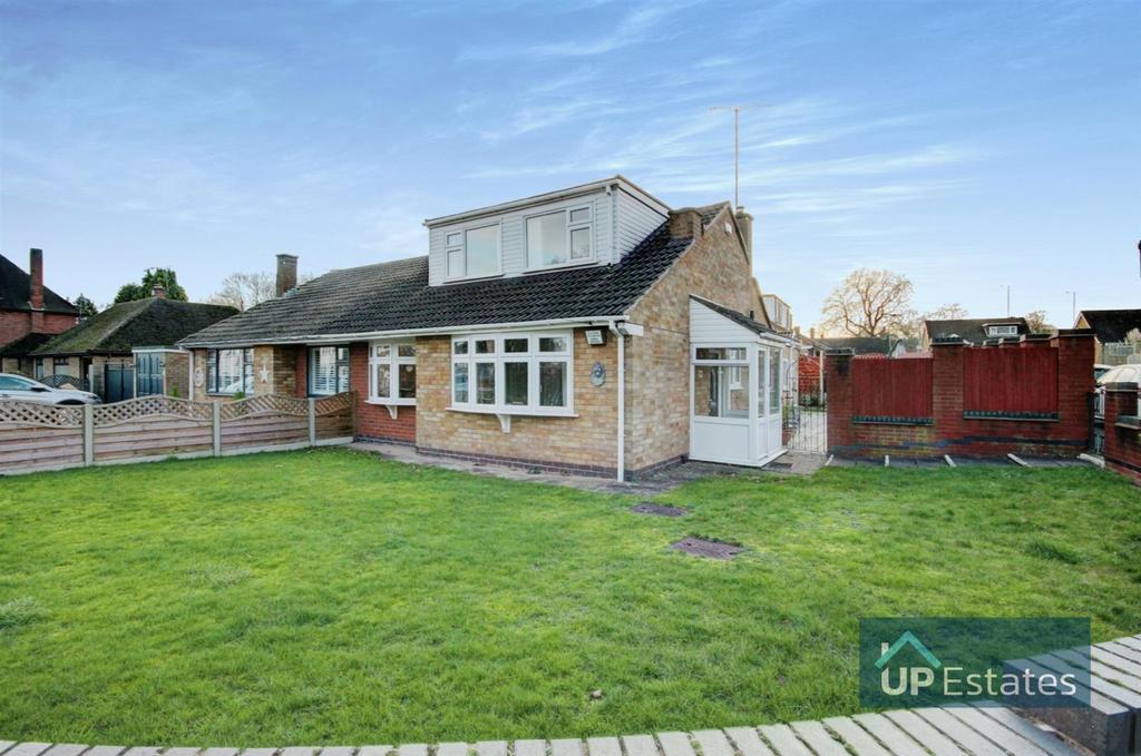 Ash Green Lane, Coventry 3 bed semidetached house £315,000