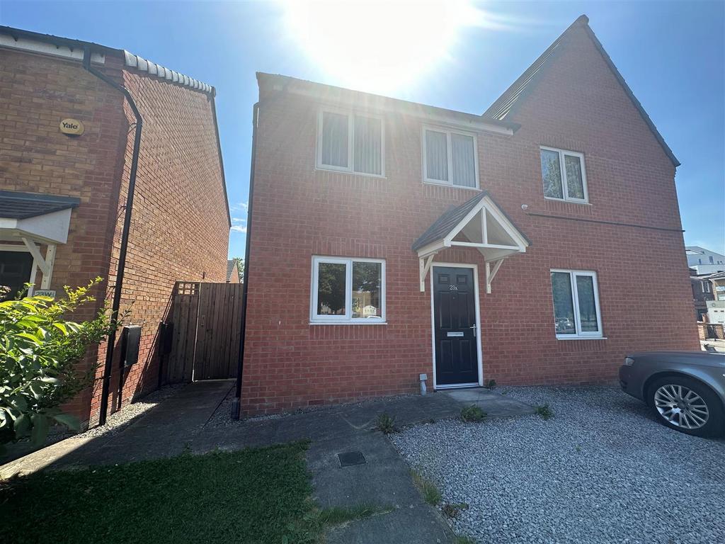 Lauderdale Crescent, Grove Village, Manchester 3 bed semidetached