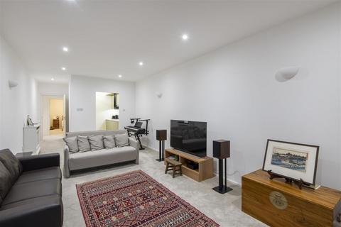 2 bedroom apartment for sale, Point West, South Kensington, SW7