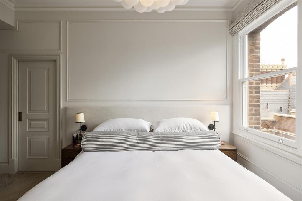 Maskells - Flat 8, 25 Egerton Gardens - 6 Hi.jpg