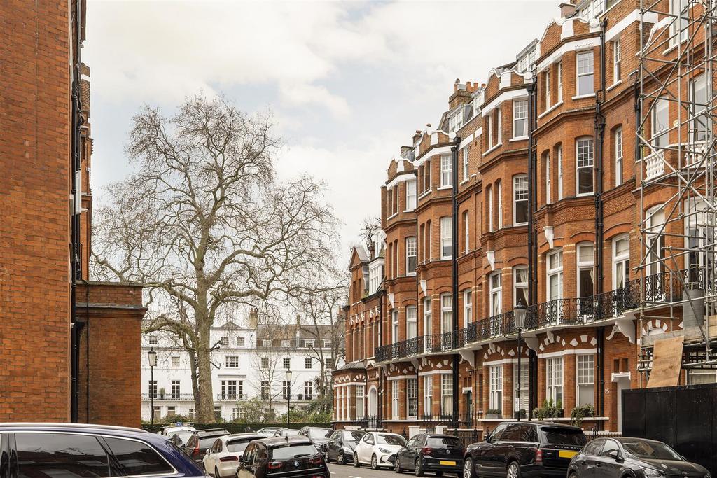 Maskells - Flat 8, 25 Egerton Gardens - 25 Hi.jpg