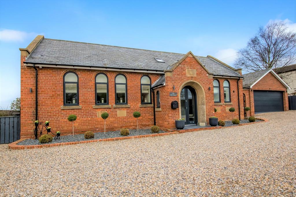 Hornby, Northallerton 3 bed detached house £685,000