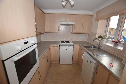 1 bedroom retirement property for sale, Tylers Ride, South Woodham Ferrers