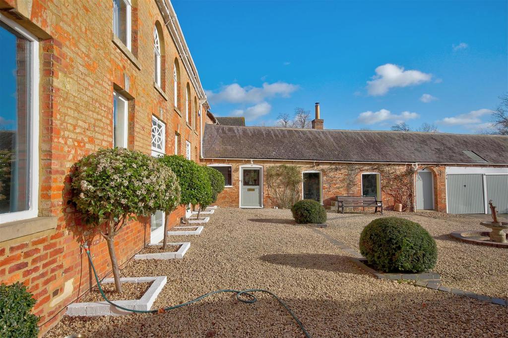 Courtyard front
